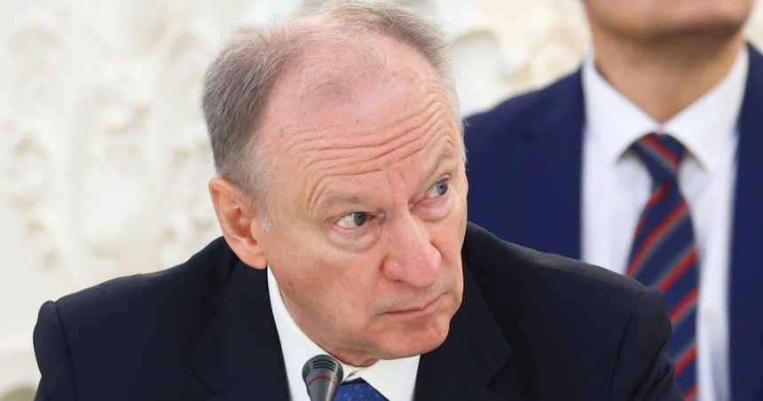 MAE răspunde după declarația consilierului lui Putin că „UE nu mai are niciun drept de a reprezenta România” 1 mae reactioneaza dupa ce consilierul lui putin a spus ca ue nu mai are niciun drept de a reprezenta romania 6787ee7b53ee1