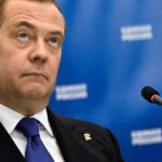 medvedev rade de planurile lui trump de a prelua groenlanda speculatii salbatice si nerealiste 677fa6878aa42