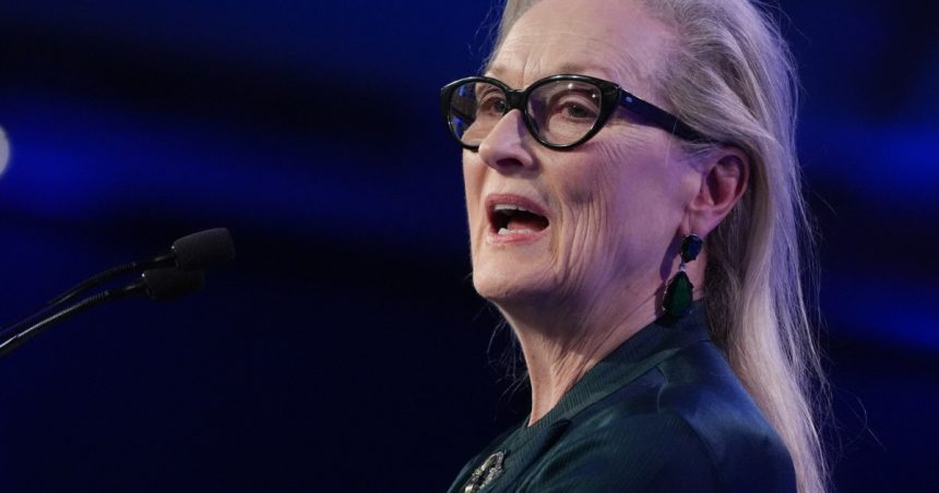meryl streep evadare ca n filme din casa sa pentru a scapa de incendiile devastatoare a facut o gaura cat o masina 679a831027d4d