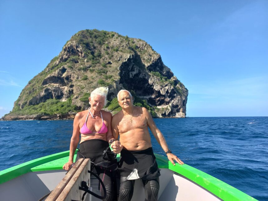 Mesajul Monicăi Tatoiu de ziua soțului ei, Victor, sărbătorit în Marea Caraibilor: „Astăzi, Căpitanul face 71 de ani” 1 mesajul monicai tatoiu de ziua sotului ei victor cei doi au sarbatorit in marea caraibilor astazi capitanul face 71 de ani 677d1b41af299