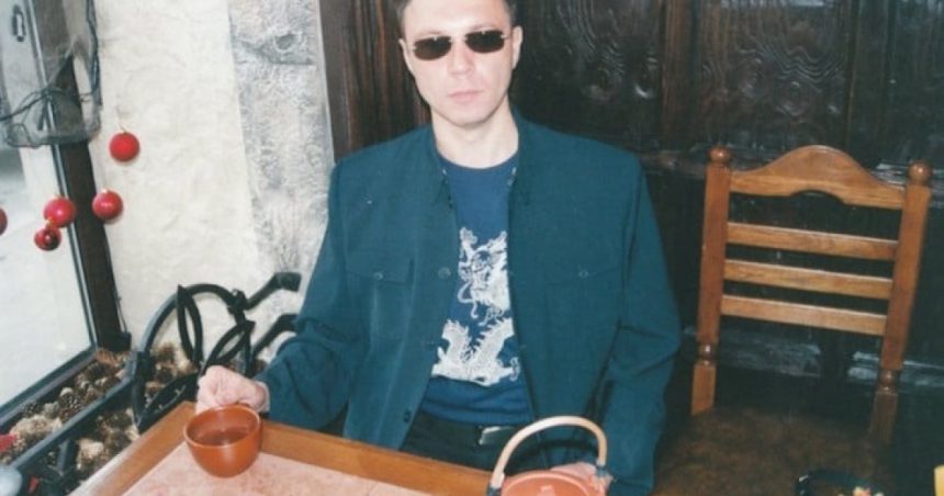Scriitorul misterios care a prezis Rusia lui Putin. Cum au devenit operele lui Victor Pelevin un simbol al decadenței ruse. 1 misteriosul scriitor care a prezis rusia lui putin cum au ajuns operele lui victor pelevin un simbol al decadentei ruse 67838ce544d41