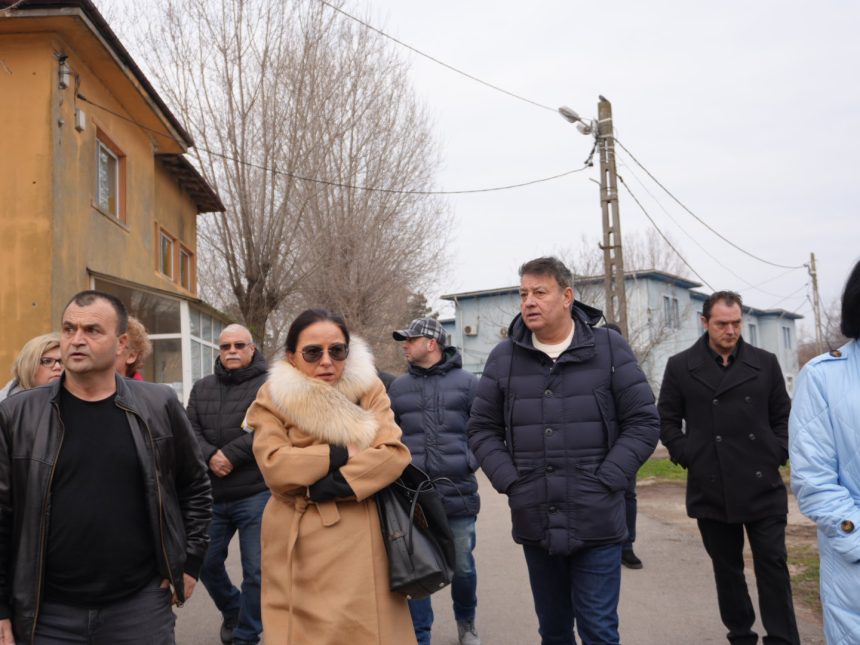 Mitroi, noi „descinderi” furtunoase la instituții din Consiliul Județean. „Nimeni nu este de neînlocuit și nimeni nu are postul garantat” 1 mitroi inca o runda de descinderi furtunoase la institutii din consiliul judetean nimeni nu este de neinlocuit si nimeni nu are postul garantat 67936b3a5906e