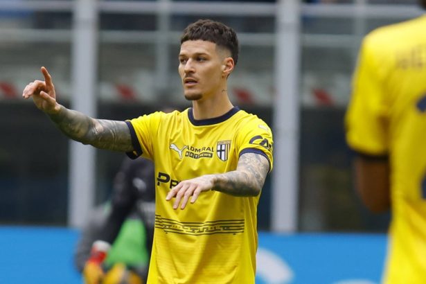 mutarea anticipata la fiorentina dupa ce dennis man s a accidentat in ac milan parma 6796449b77757