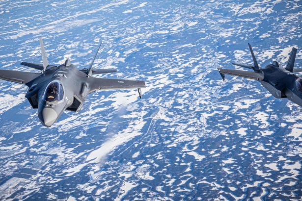 nato a ridicat in premiera avioane f 35 norvegiene stationate in polonia dupa detectarea unui numar masiv de tinte aeriene rusesti 678a28a10a5cd