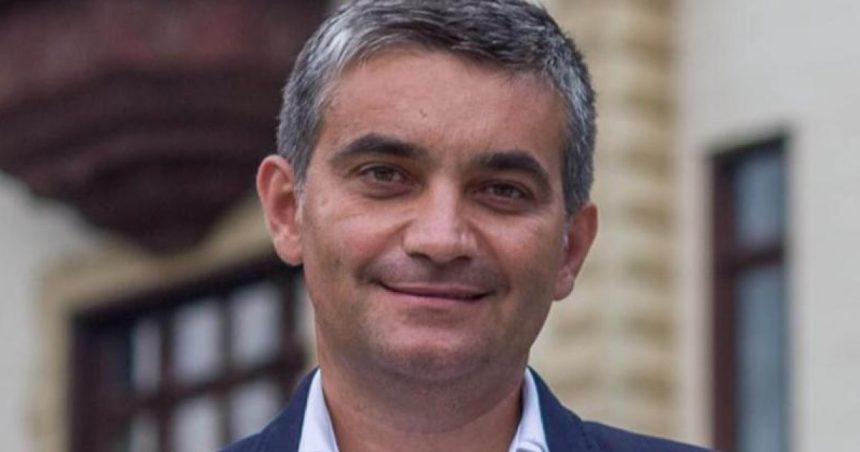 news alert vlad oprea a fost retinut de procurorii dna primarul din sinaia este acuzat ca a primit mita de aproape un milion de euro 67920d8e69733