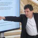 nicusor dan despre reorganizarea administrativ teritoriala nu se face pe genunchi pana si comunistii au dedicat 2 ani pentru a studia 678679b980524