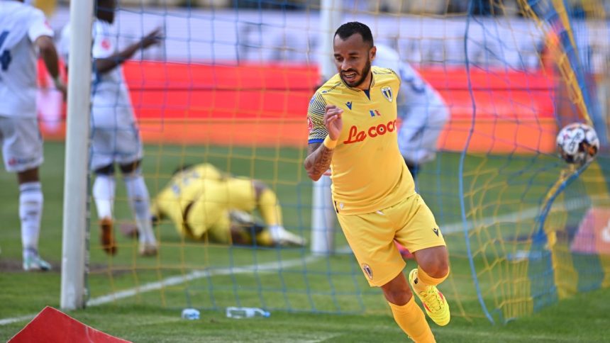 O echipă din Superligă îl vrea pe brazilianul care a impresionat în campionatul nostru 1 o echipa din superliga il vrea pe brazilianul care a facut senzatie in campionatul nostru 678b8e4254ae9