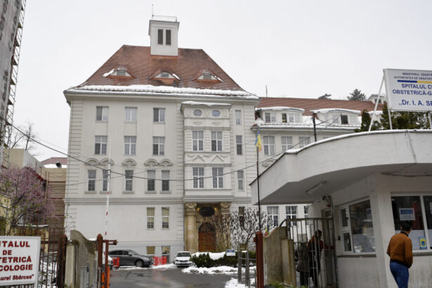 o femeie a fugit din maternitatea brasov iar medicii au alertat autoritatile unde au gasit o jandarmii 677bb59fa8a81