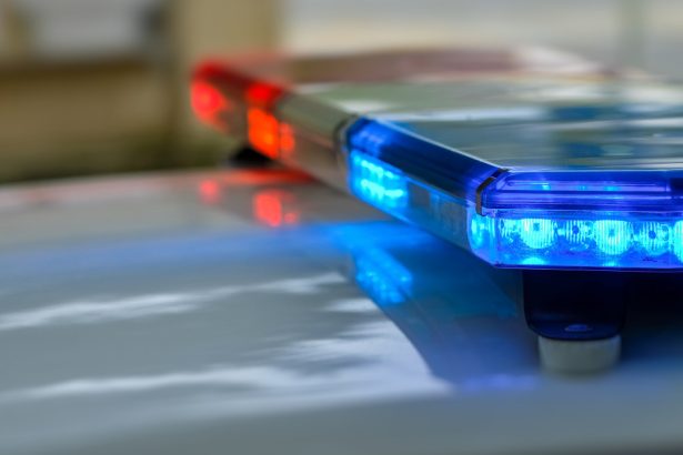o femeie cetatean strain a furat o masina dintr o spalatorie auto a provocat un accident iar in final s a rasturnat fiind ranita 678e9ea47e352