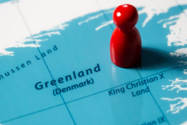 o goana a aurului pentru minerale critice este sustinuta in groenlanda de topirea ghetii care acopera insula 678bf6f14d517
