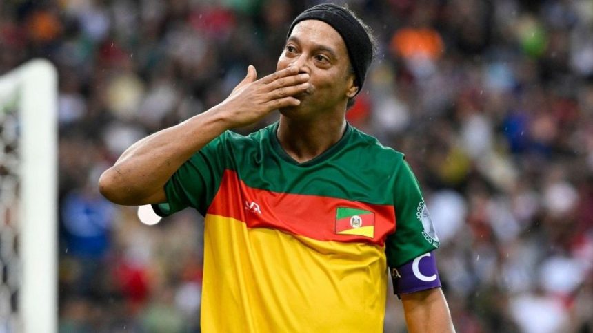 oficial inca doua legende ale fotbalului vor veni la cluj cine isi face loc langa ronaldinho 678e70a28e322