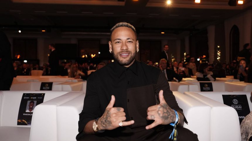 OFICIAL: Neymar a fost prezentat la noua echipă: ”Prințul s-a întors” 1 oficial neymar a fost prezentat la noua echipa printul s a intors 679d02c5b038b
