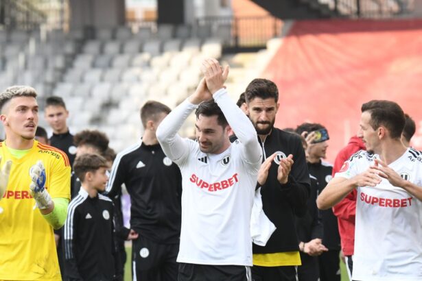 oficial out a plecat de la u cluj dupa 8 ani s ar fi inteles deja cu o rivala 677a8a87b67ad