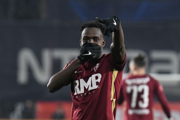 oficial philip otele fostul jucator de la cfr cluj a fost prezentat la noua sa echipa 67881c032c574