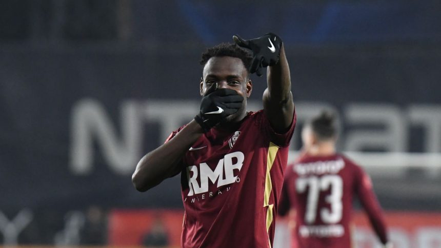 oficial philip otele fostul jucator de la cfr cluj a fost prezentat la noua sa echipa 67881c032c574