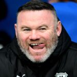 oficial wayne rooney dat afara pe 31 decembrie si inlocuit cu doi antrenori care debuteaza azi pe 1 ianuarie 677516b5074ab