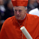 Papa Francisc l-a numit arhiepiscop de Washington, DC pe un critic al lui Trump. 2 papa fracisc a numit un critic al lui trump arhiepiscop de washington dc 677c0733ca1c7