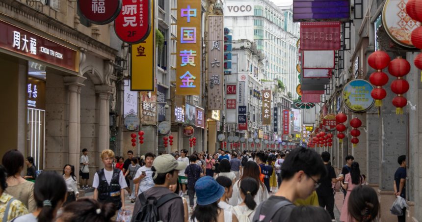 populatia chinei a scazut in 2024 pentru al treilea an consecutiv expertii avertizeaza ca tendinta se va agrava in urmatorii ani 678a20d4ad4d9