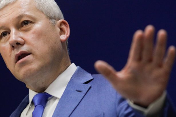 predoiu calin georgescu vorbeste despre adevar dar isi ascunde cariera din anii 80 si a platit campania amanetand viitorul tarii 67965a2a25ebd