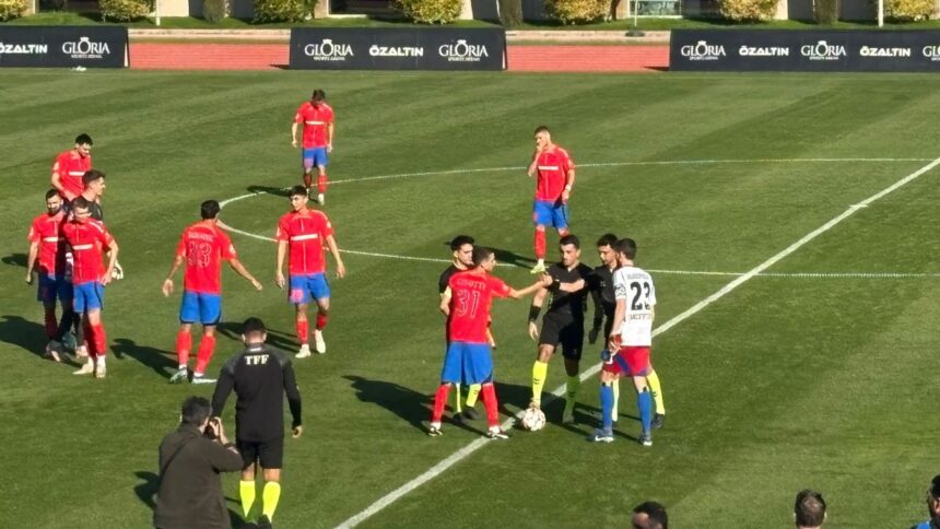 Presa din Germania, surprinsă după FCSB - Hamburg: "Au depășit limita! Asta s-a întâmplat după confruntare" 1 presa din germania surprinsa dupa fcsb hamburg au depasit limita asta s a intamplat dupa meci 67825adda351a