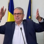 primarul chitac trebuie sa se ia masuri drastice pentru reducerea deficitului statul roman avea 700 000 de bugetari in 2004 si acum are 13 milioane 6798e97b0ebfd
