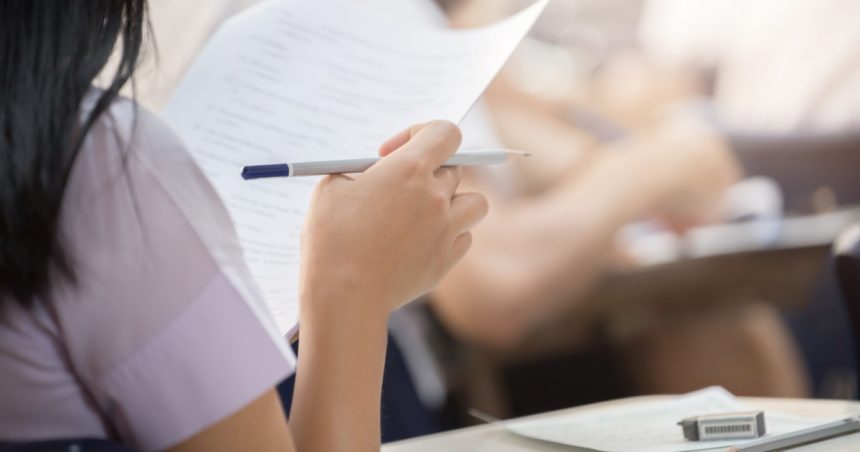 probele de competente pentru examenul de bacalaureat 2025 incep astazi cum se vor desfasura cursurile elevilor in perioada examenelor 67971438a005d
