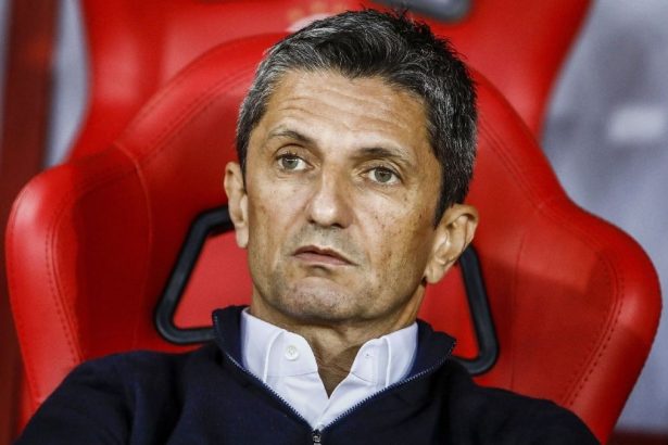 razvan lucescu meci sufocant cu paok cu peste 10 minute de prelungiri romanul a fiert in cusca 679691f5b8f8c