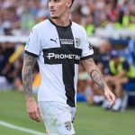 renunta fiorentina la pista dennis man noul fotbalist intrat in vizorul violetilor 679a58b09ca56