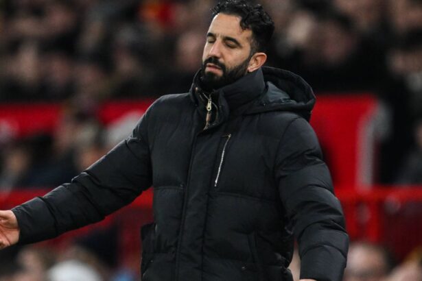 retrogradarea lui manchester united luata serios in calcul de sponsor ce va face adidas 6776caaada1fc
