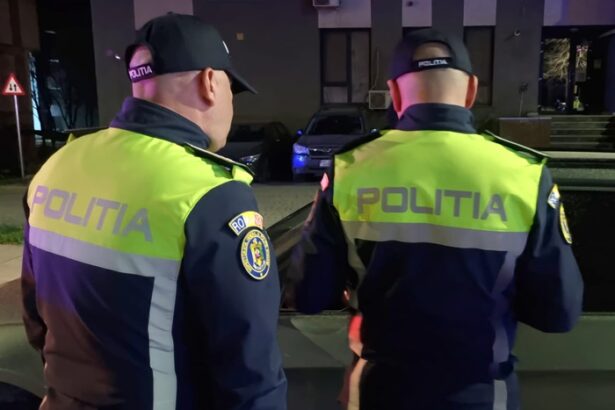 revoltator masini vandalizate in parcare de un tanar drogat incidentul surprins de camerele de supraveghere 6777a6da4dc49