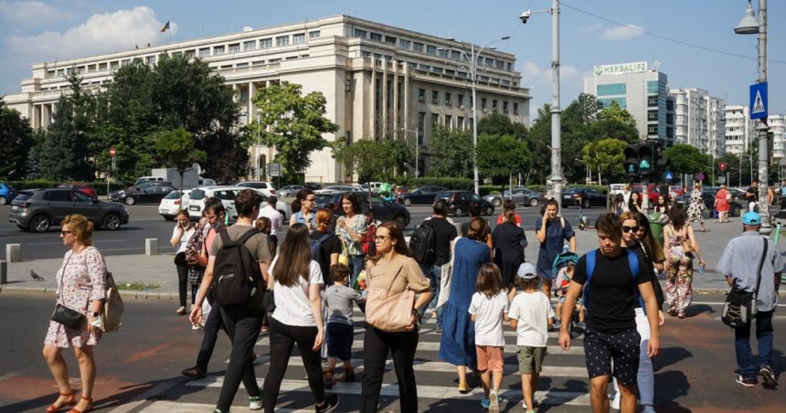 Românii se numără printre europenii cei mai nemulțumiți de viețile lor. Care sunt motivele? 1 romanii sunt printre europenii cei mai nemultumiti de vietile lor care sunt motivele 679903f6abef2