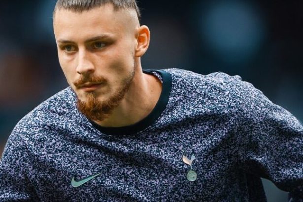 scad sansele lui dragusin de a mai fi titular la tottenham anunt de ultima ora in presa engleza 679a2e9692ab9