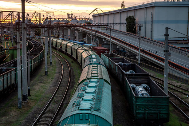 scurgeri masive de benzina dintr un tren marfar au fost evacuate locuintele din zona 677808c6781b3