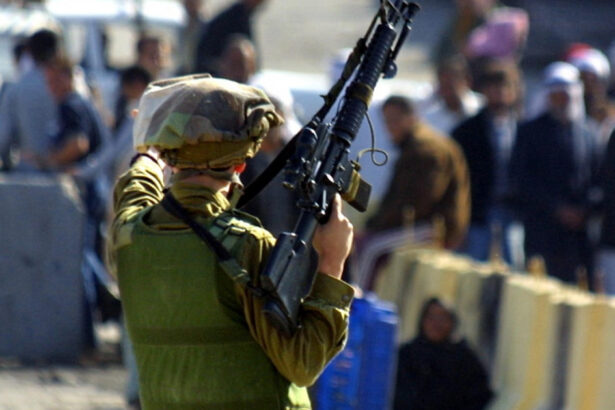 seful politiei din gaza a fost ucis intr un atac israelian cel putin 11 persoane au murit inclusiv femei si copii 67770a287fa0e