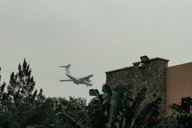 situatie tensionata in congo rebelii controleaza aeroportul din goma sua ar fi cerut personalului ambasadei sa plece din tara 6799d6e5acfb6
