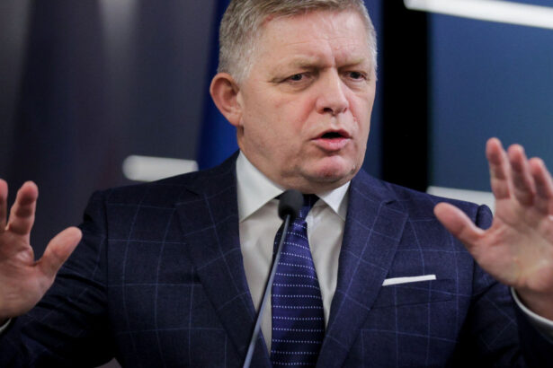 slovacia va lua masuri impotriva ucrainei pentru ca a oprit tranzitul de gaze rusesti spre europa anunta robert fico 677706b1bcece