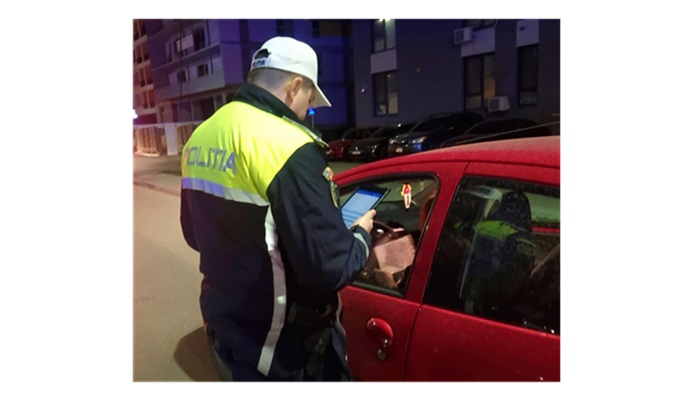 sofer beat si cu permisul suspendat implicat intr un accident pe strada corbului 67811922595cf