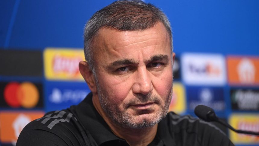 special cine este qurban qurbanov antrenorul lui qarabag adversara fcsb ului in europa league e la comanda de 17 ani si a castigat 16 trofee 679113b3bade0