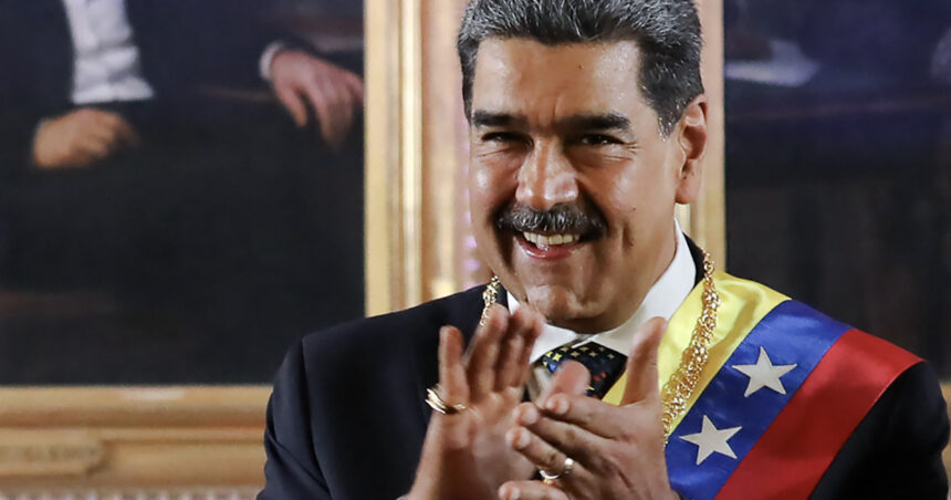 SUA oferă o recompensă de 25 de milioane de dolari pentru arestarea președintelui Venezuelei, Nicolas Maduro 1 sua ofera o recompensa de 25 de milioane de dolari pentru arestarea presedintelui venezuelean nicolas maduro 678165110828e