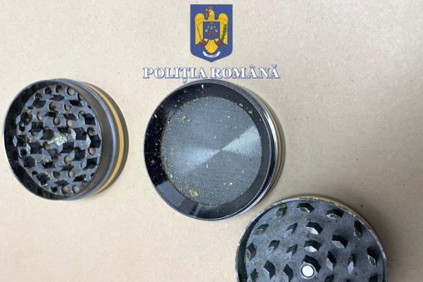 surpriza in cadrul unui control la o sala de jocuri din constanta grinder suspect si foite gasite asupra unui client 678cef9d6b2bc