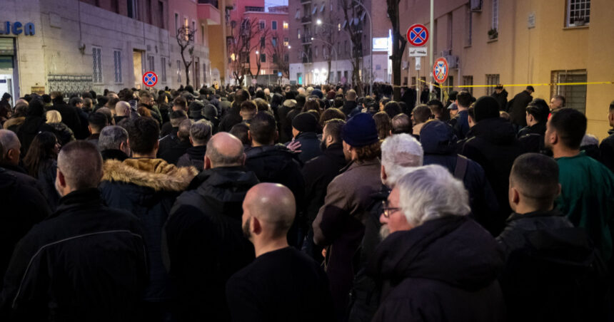 sute de persoane au facut salutul fascist la roma cum ii va identifica politia pe cei care au ridicat bratul drept 677e47389436e
