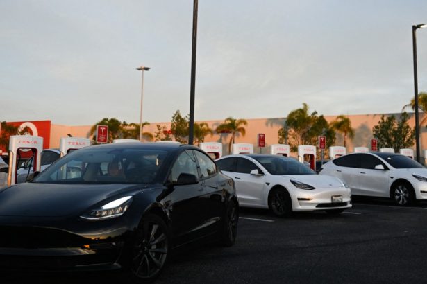 tesla a raportat rezultate trimestriale sub previziunile analistilor ce venituri a avut compania lui elon musk 679b8282d08f7