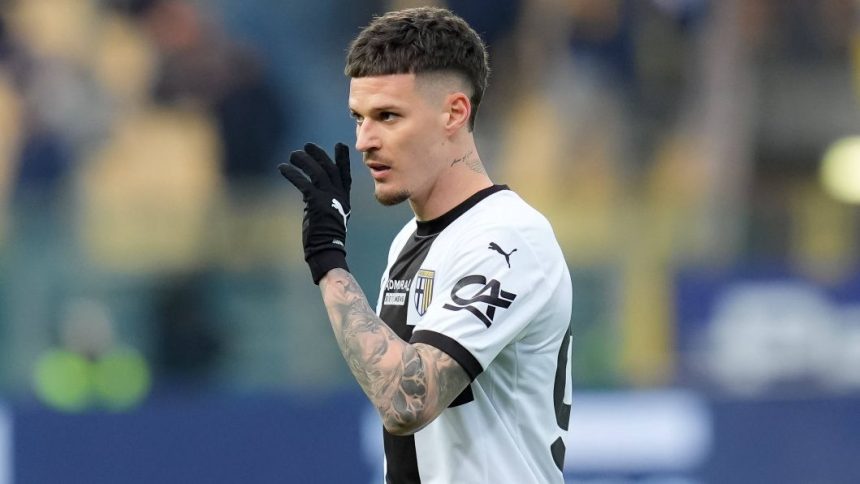 ultimele detalii despre transferul lui dennis man reactia fiorentinei dupa ce a aflat pretul cerut de parma 6793a4fd24902