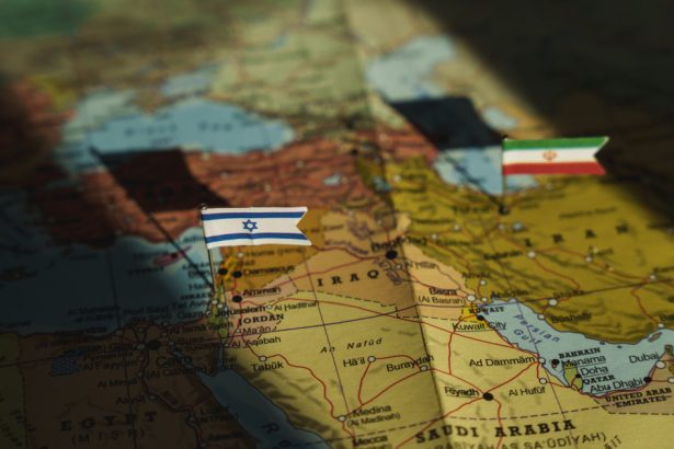 un analist cia a pledat vinovat pentru scurgerea de documente clasificate despre planurile israelului impotriva iranului 678acd8d7008f
