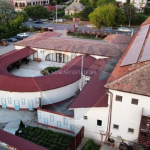 un complex turistic din eforie sud detinut de familia unui consilier local din mangalia este scos la vanzare cati bani cere proprietarul 679860160bcb9