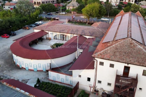 un complex turistic din eforie sud detinut de familia unui consilier local din mangalia este scos la vanzare cati bani cere proprietarul 679860160bcb9