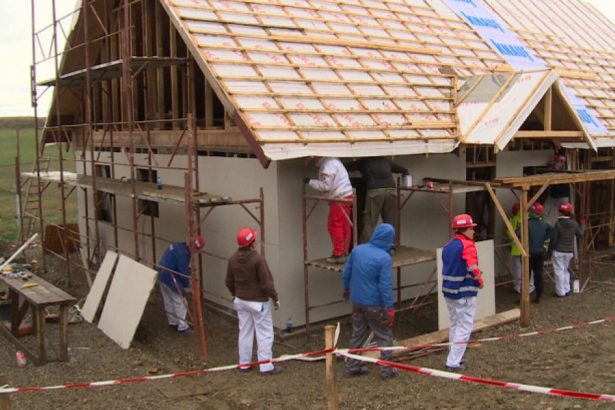 unele case fara etaj ar putea sa nu mai necesite autorizatie de construire ce alte constructii vor fi exceptate si in ce conditii 6786b92865fbb