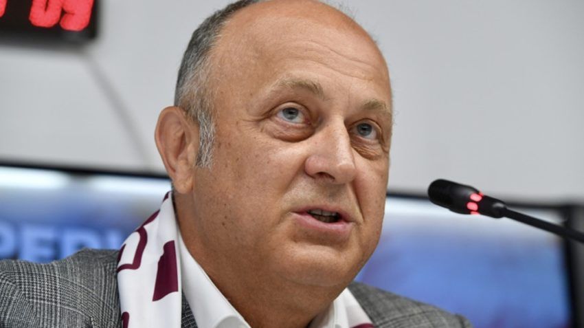 "Decizia pe care trebuie să o ia Dan Șucu la Genoa: unul trebuie să plece" 1 unul trebuie sa plece decizia pe care trebuie sa o ia dan sucu la genoa 678cc74ec79ad