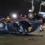 video accident in capitala o masina s a rasturnat dupa ce s a ciocnit cu o autospeciala de politie doi oameni au ajuns la spital 678b67d59729d