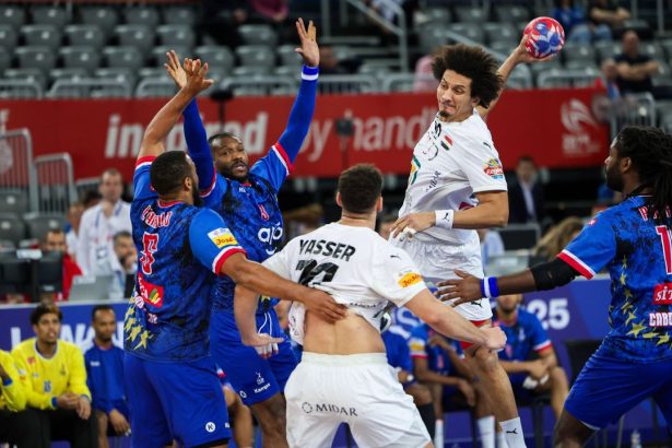 video ali zein si haniel langaro de la dinamo continua alaturi de coechipierul miklos rosta cursa pentru medalii la campionatul mondial 67975350aa573